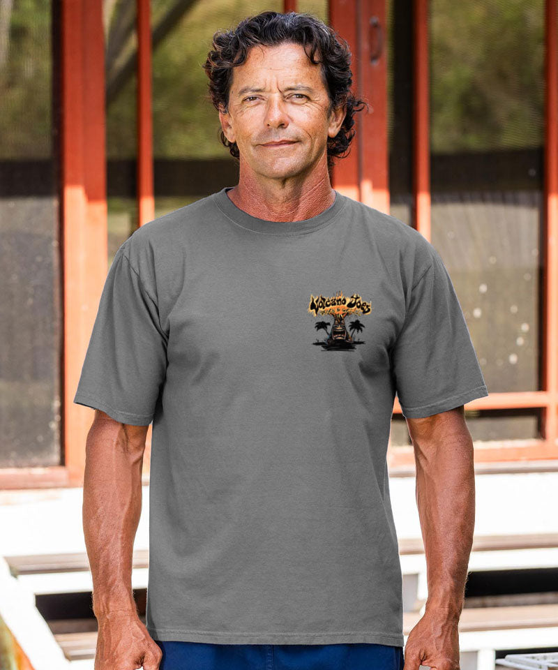 Man wearing a gray t-shirt with a pocket logo outdoors View 3