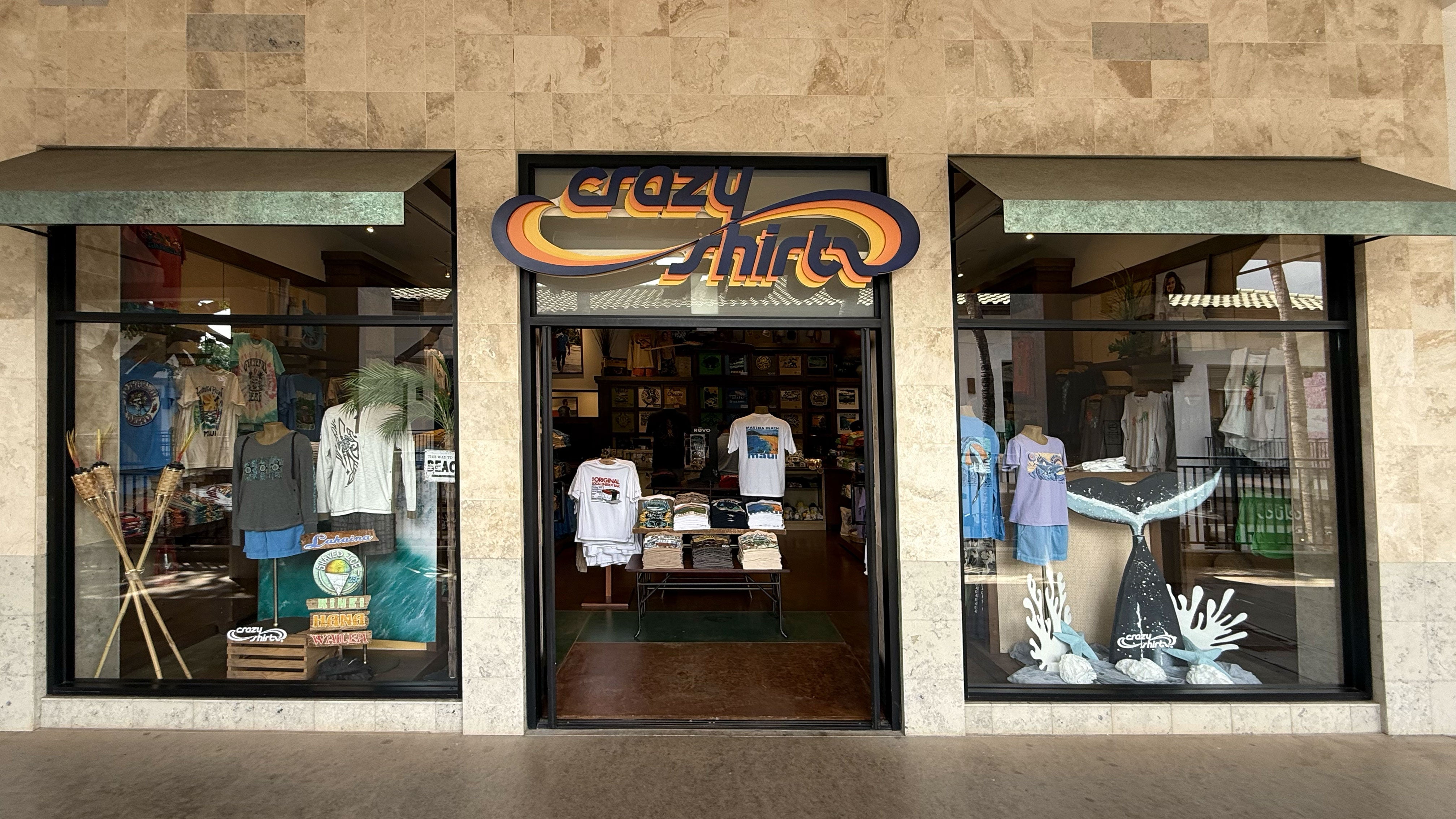 Wailea Crazy Shirts store front