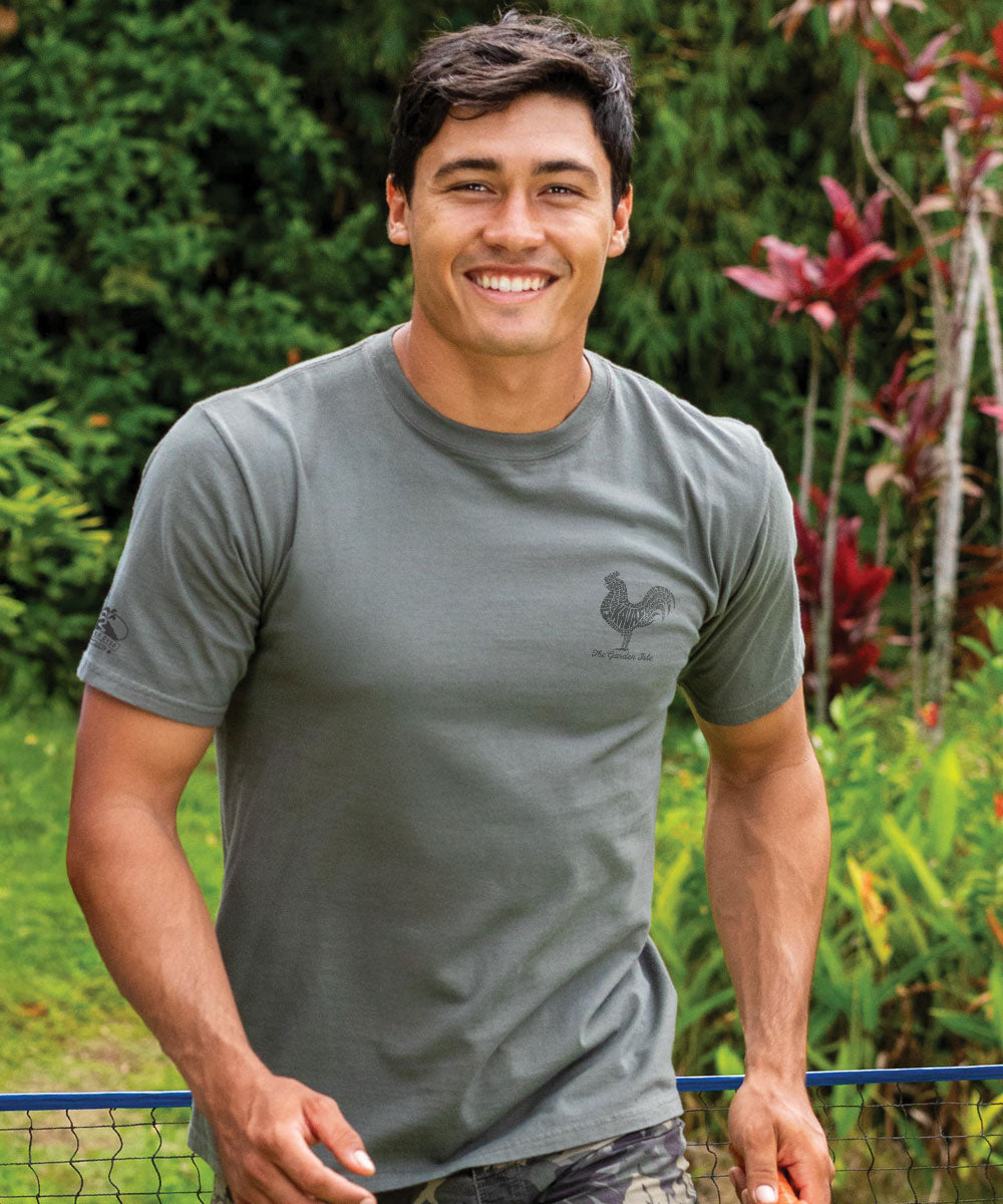 Man wearing a gray t-shirt with a logo outdoors View 3
