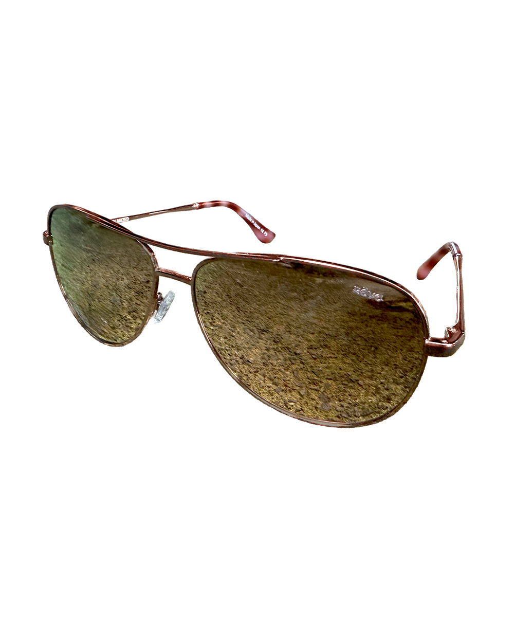 Aviator sunglasses with reflective lenses on a white background View 1