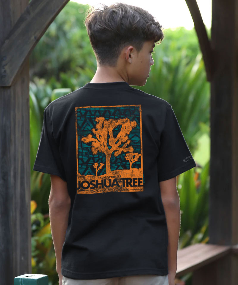 Joshua Tree - Black Short Sleeve Crewneck T-Shirt