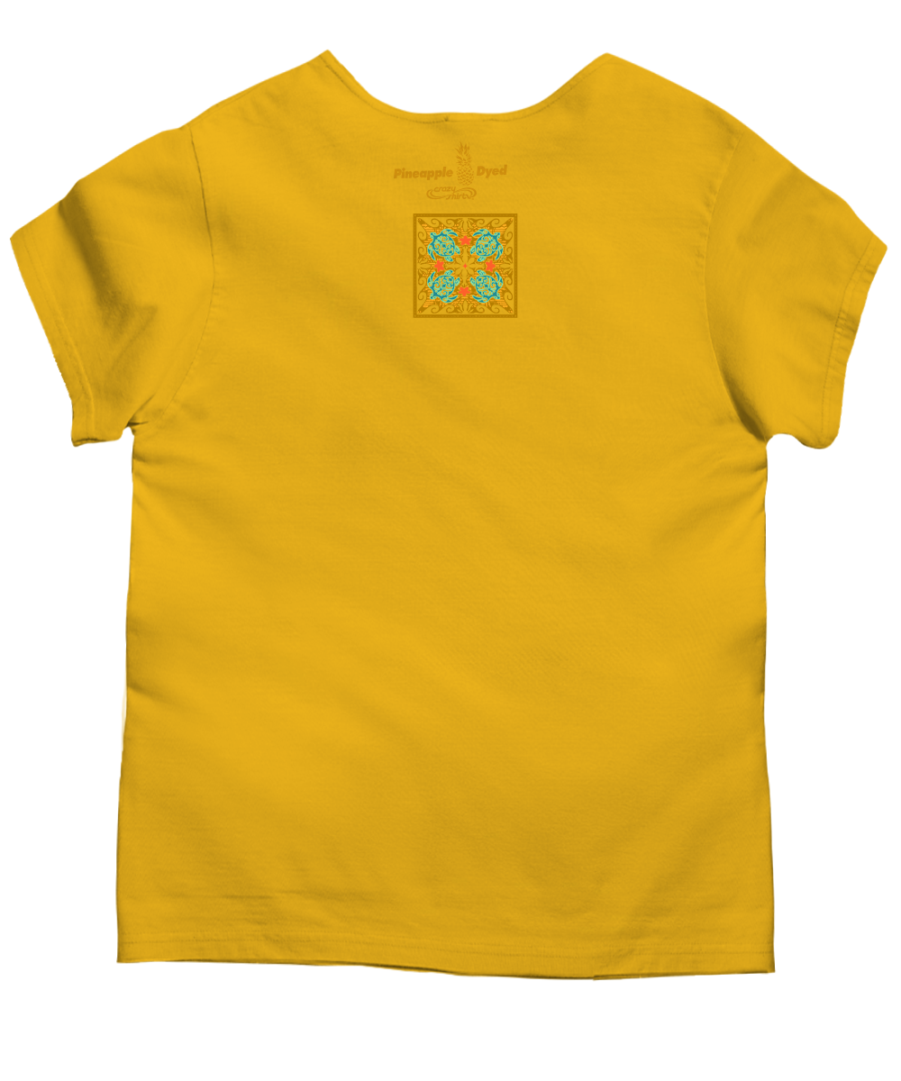 Tropical Reef Honu Quilt - Pineapple Dyed Short Sleeve Scoop Neck T-Shirt