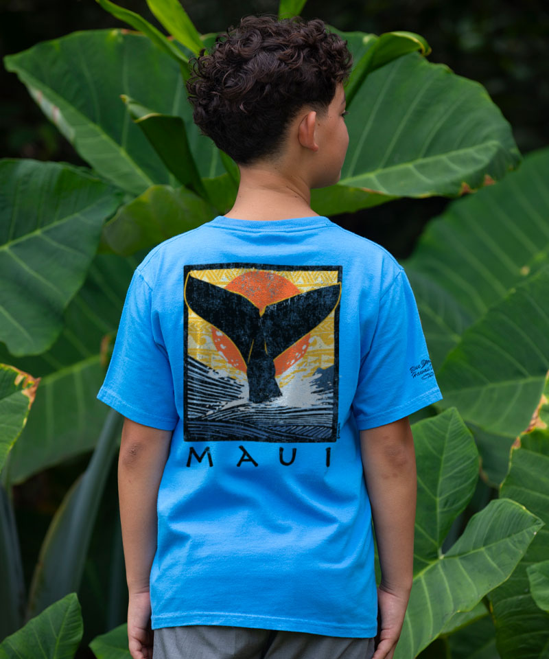 Whale Fluke Block - Blue Hawaii Dyed Short Sleeve Crewneck T-Shirt