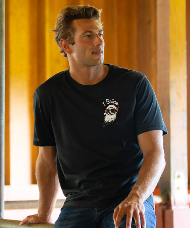 Santa Believes - Black Short Sleeve Crewneck T-Shirt